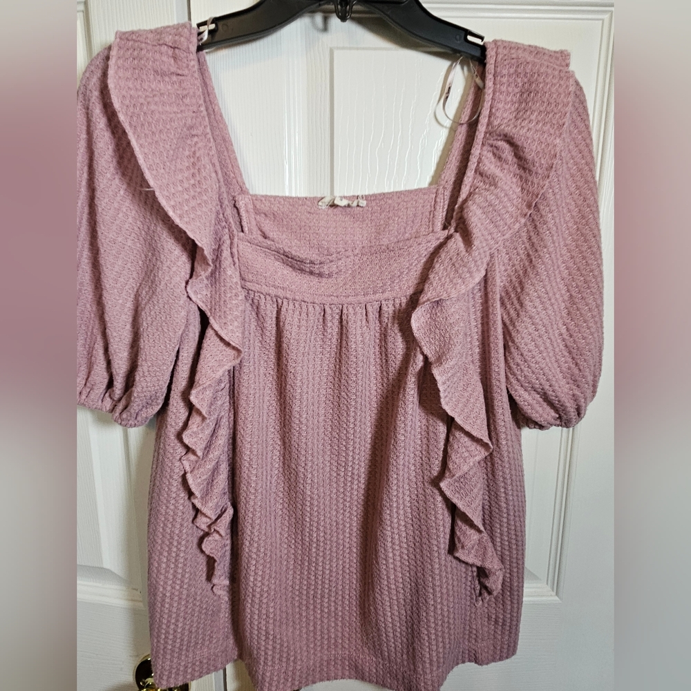 In loom Pink Ruffle Top - Picture 3 of 14
